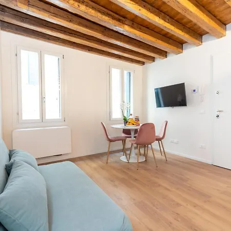 Palazzina Schiavoni By Sarlux Apartment *