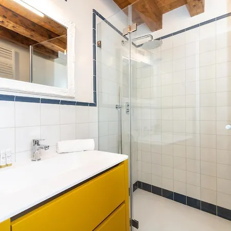 Palazzina Schiavoni By Sarlux *