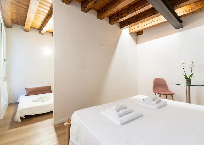 Palazzina Schiavoni By Sarlux شقة