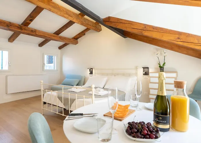 Palazzina Schiavoni By Sarlux *