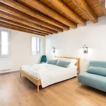Palazzina Schiavoni By Sarlux 公寓 *