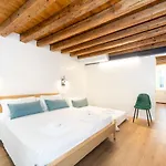 Palazzina Schiavoni By Sarlux