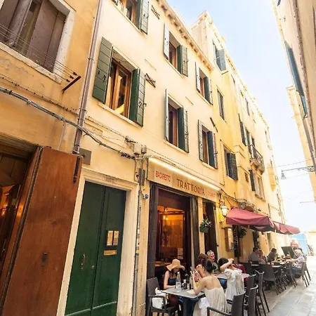 Palazzina Schiavoni Apartment *