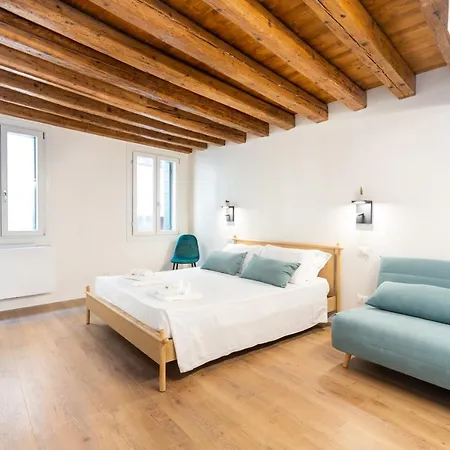 Palazzina Schiavoni Apartment *